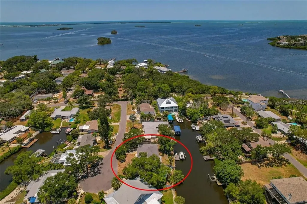 404 Laurel Lane Palm Harbor FL 34683