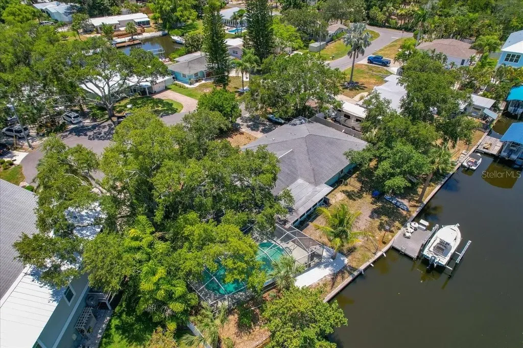 404 Laurel Lane Palm Harbor FL 34683