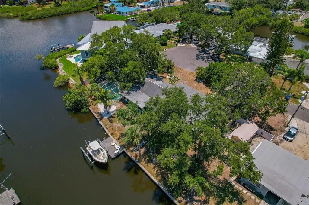 404 Laurel Lane Palm Harbor FL 34683