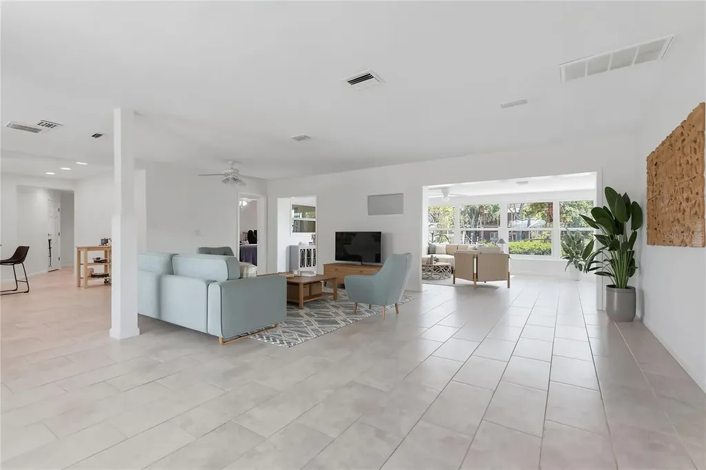404 Laurel Lane Palm Harbor FL 34683