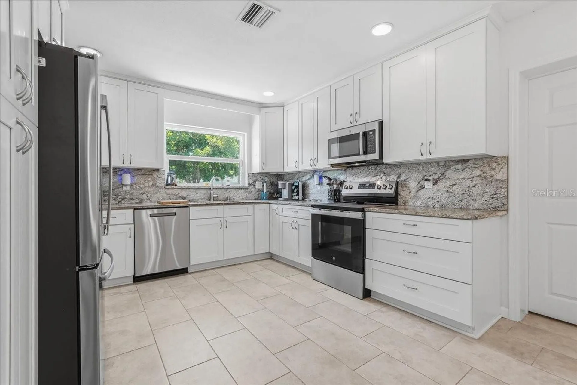 404 Laurel Lane Palm Harbor FL 34683
