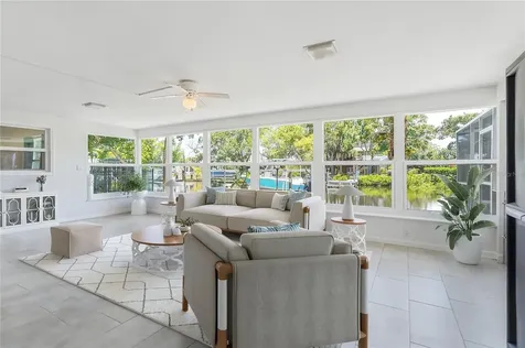 404 Laurel Lane Palm Harbor FL 34683
