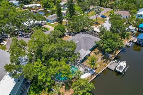 404 Laurel Lane Palm Harbor FL 34683