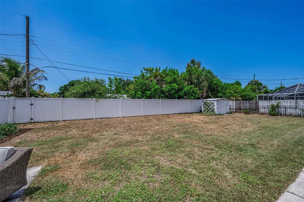 6710 32nd Avenue N St Petersburg FL 33710