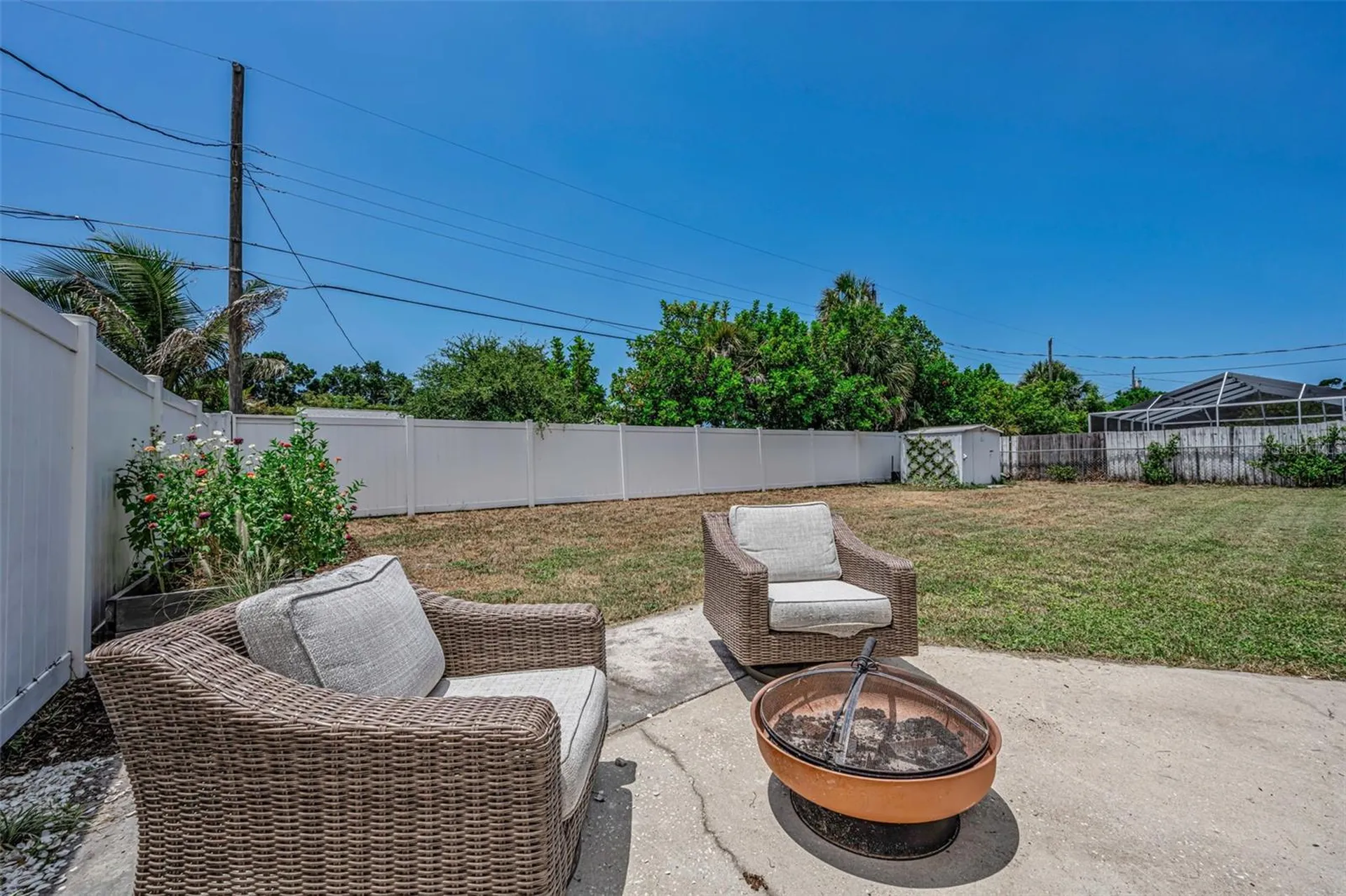 6710 32nd Avenue N St Petersburg FL 33710