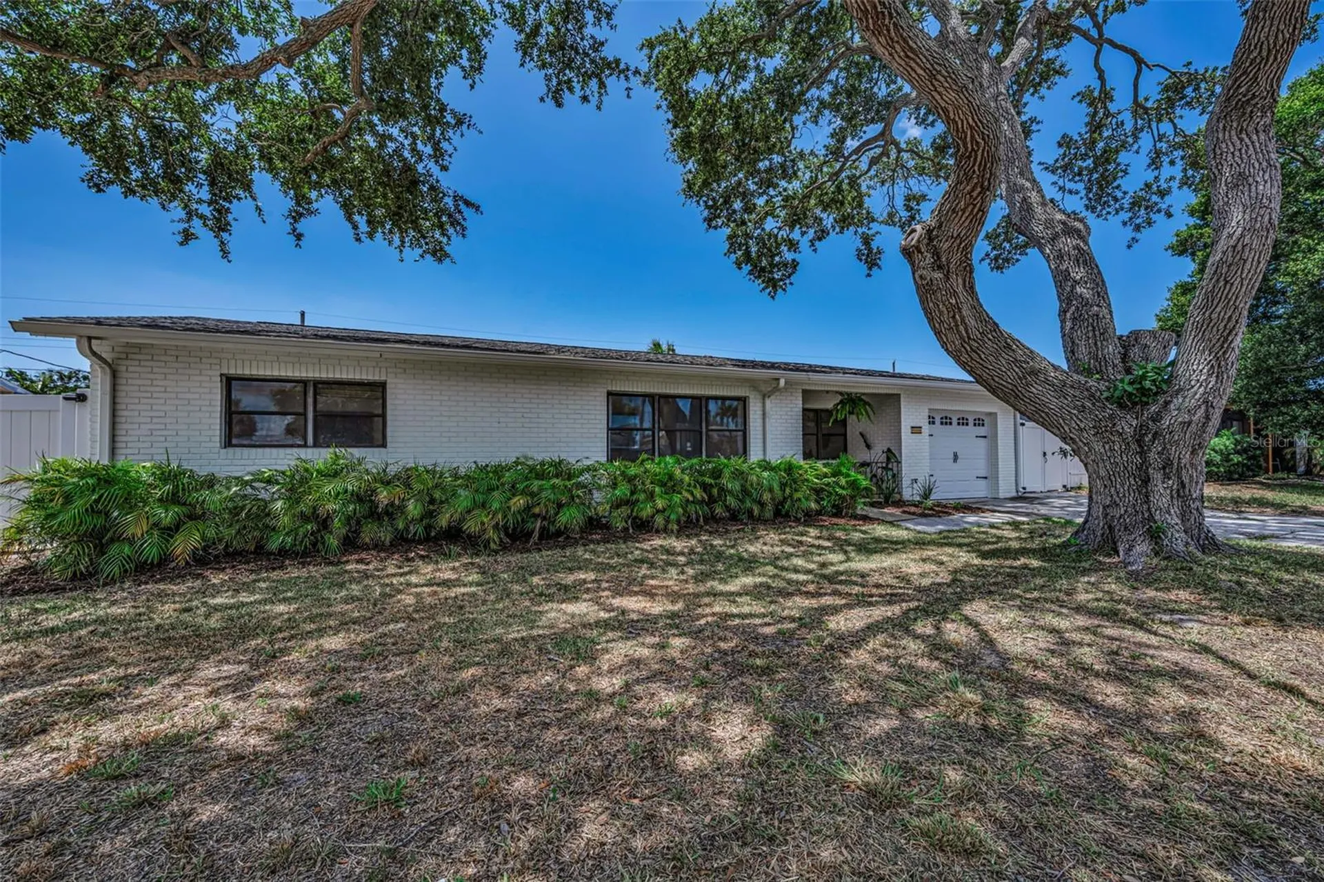 6710 32nd Avenue N St Petersburg FL 33710