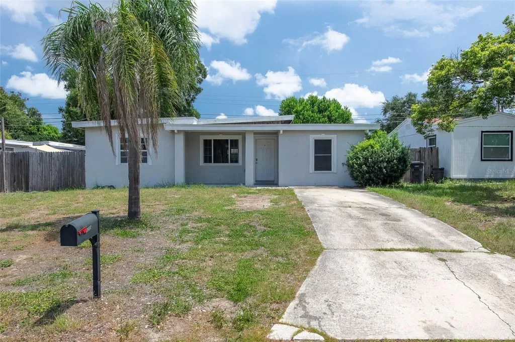 5255 45th Avenue N St Petersburg FL 33709