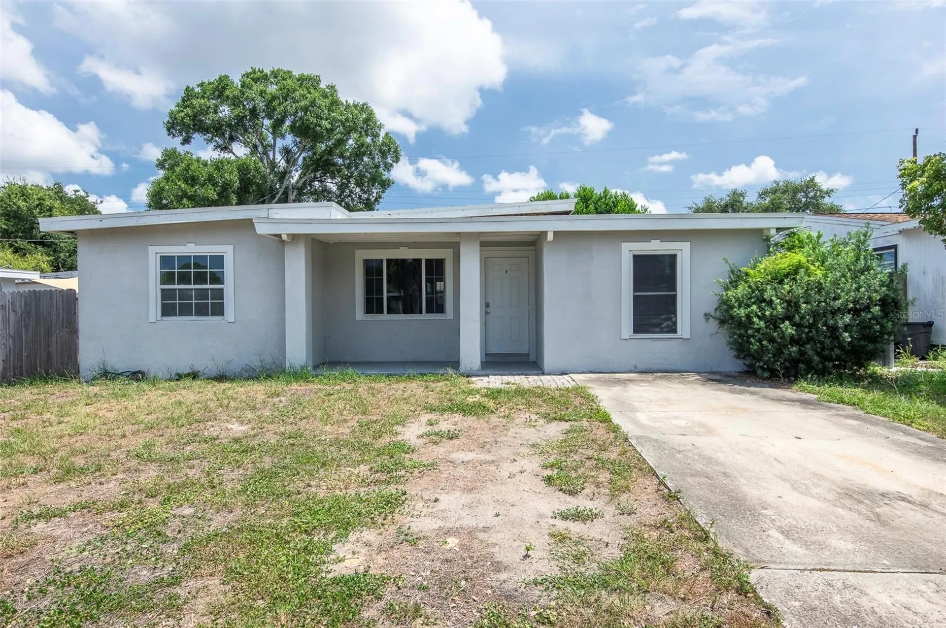 5255 45th Avenue N St Petersburg FL 33709
