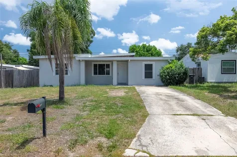 5255 45th Avenue N St Petersburg FL 33709