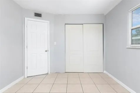 5255 45th Avenue N St Petersburg FL 33709