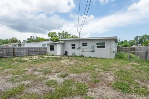 5255 45th Avenue N St Petersburg FL 33709