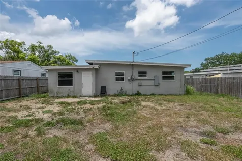 5255 45th Avenue N St Petersburg FL 33709