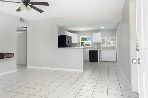5255 45th Avenue N St Petersburg FL 33709