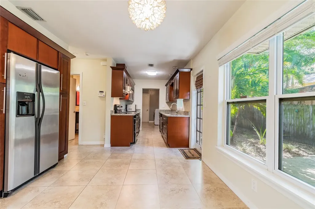 303 Wildwood Way Clearwater FL 33756