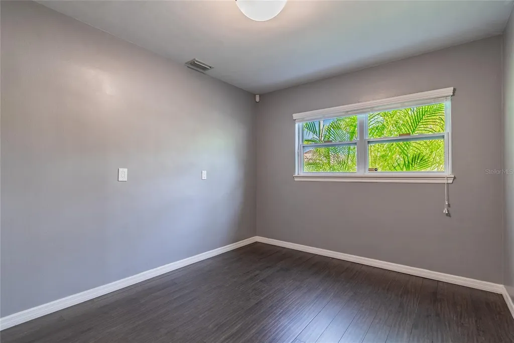 303 Wildwood Way Clearwater FL 33756