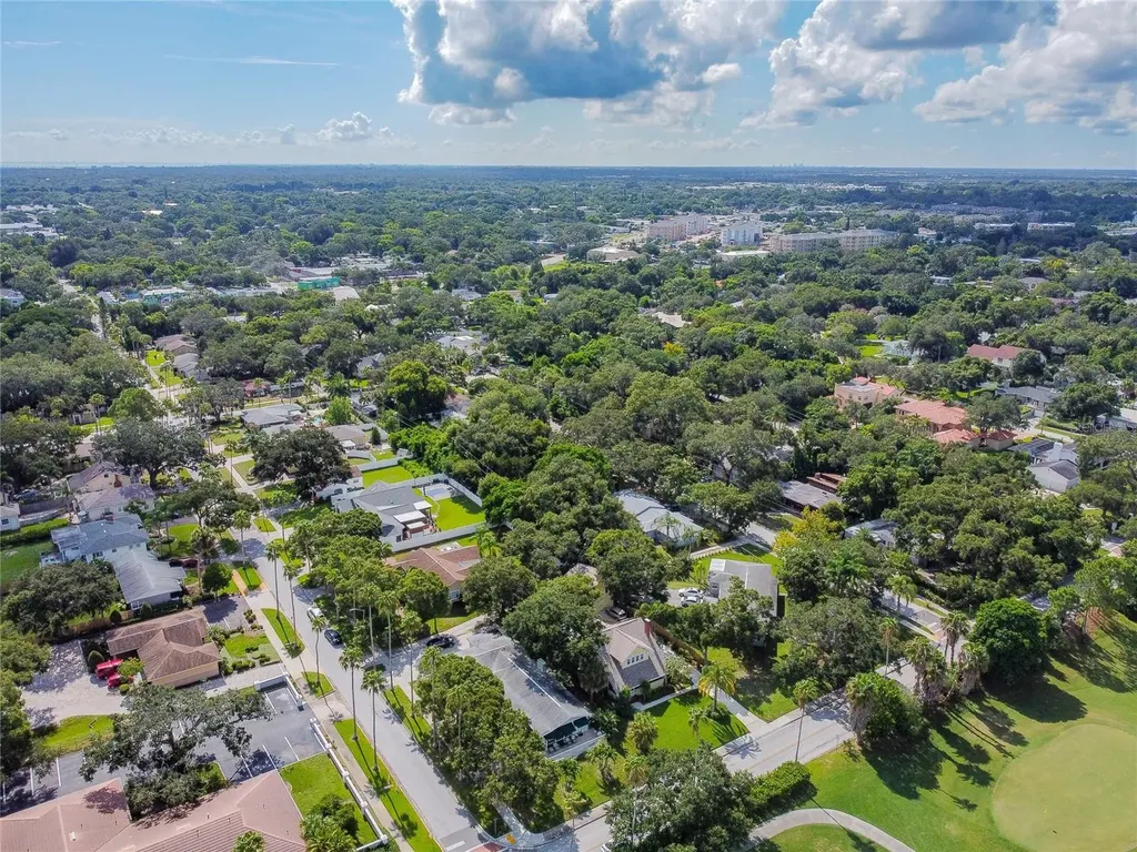 303 Wildwood Way Clearwater FL 33756