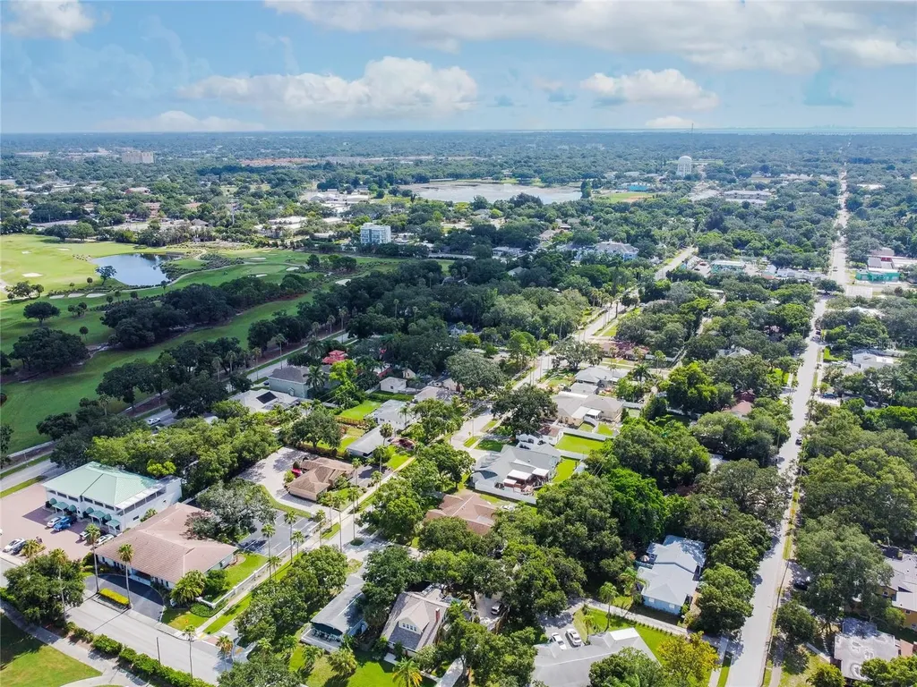 303 Wildwood Way Clearwater FL 33756