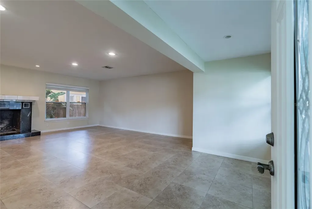 303 Wildwood Way Clearwater FL 33756
