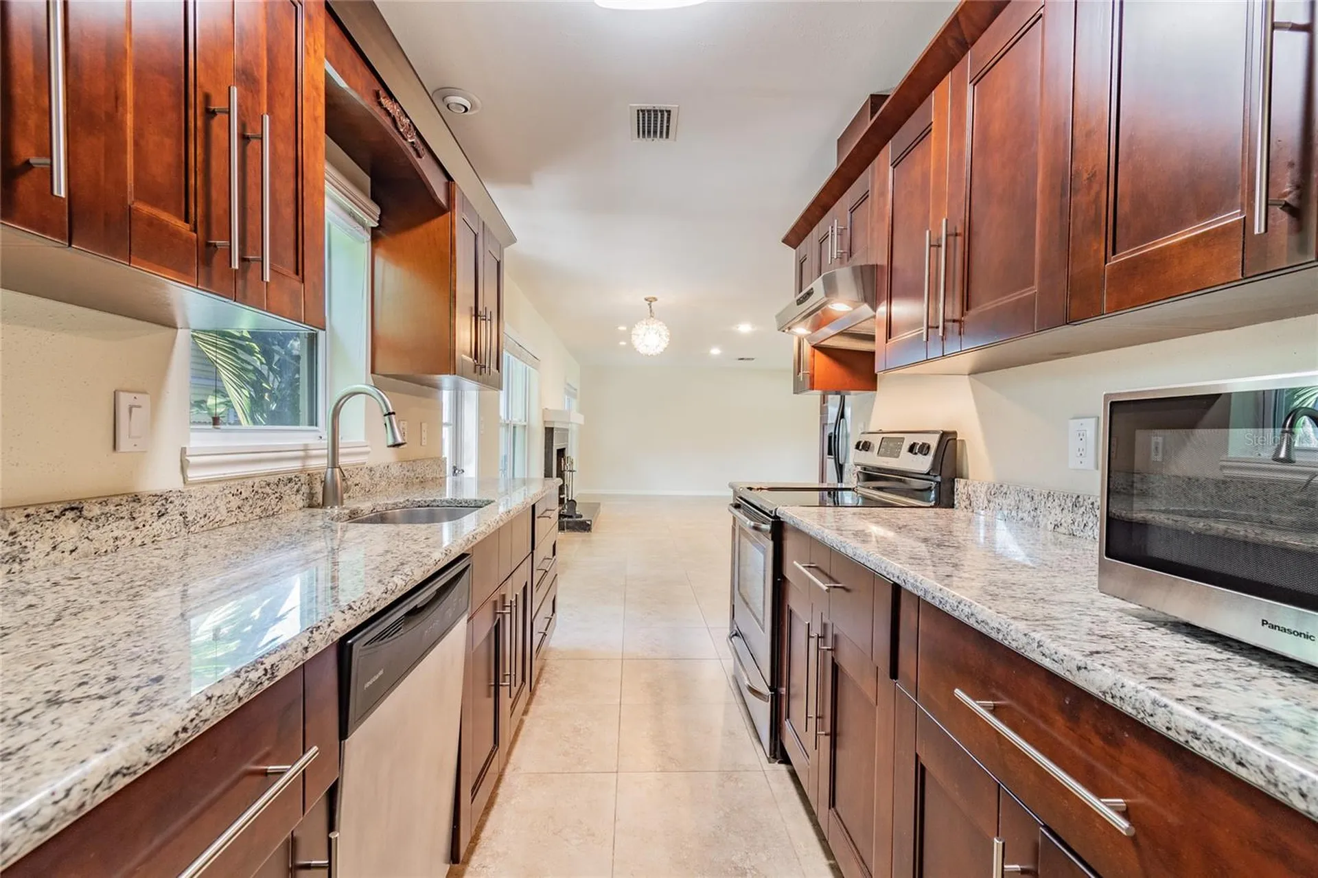 303 Wildwood Way Clearwater FL 33756