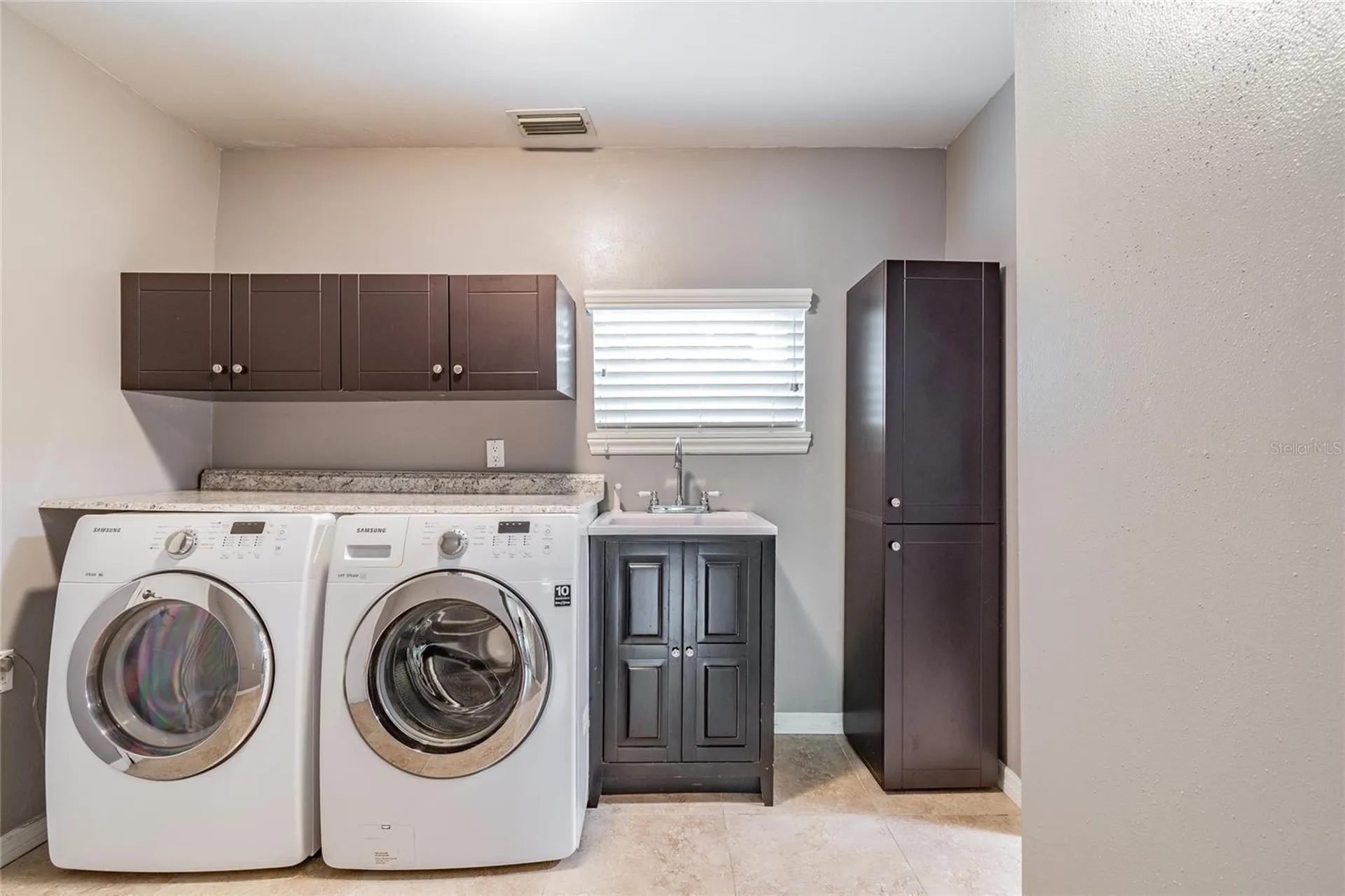303 Wildwood Way Clearwater FL 33756