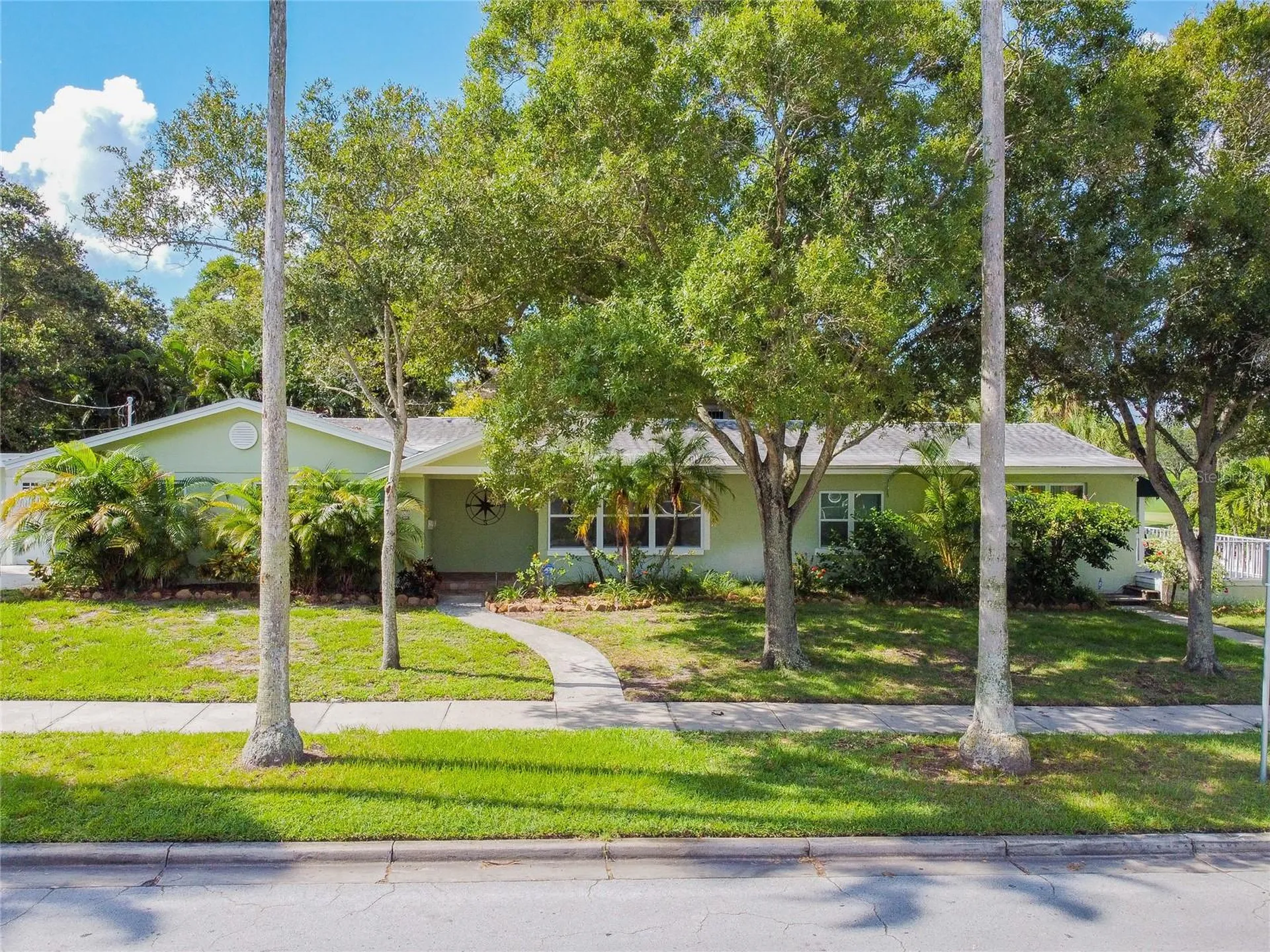 303 Wildwood Way Clearwater FL 33756