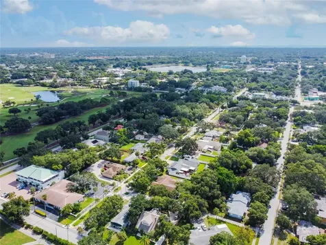303 Wildwood Way Clearwater FL 33756