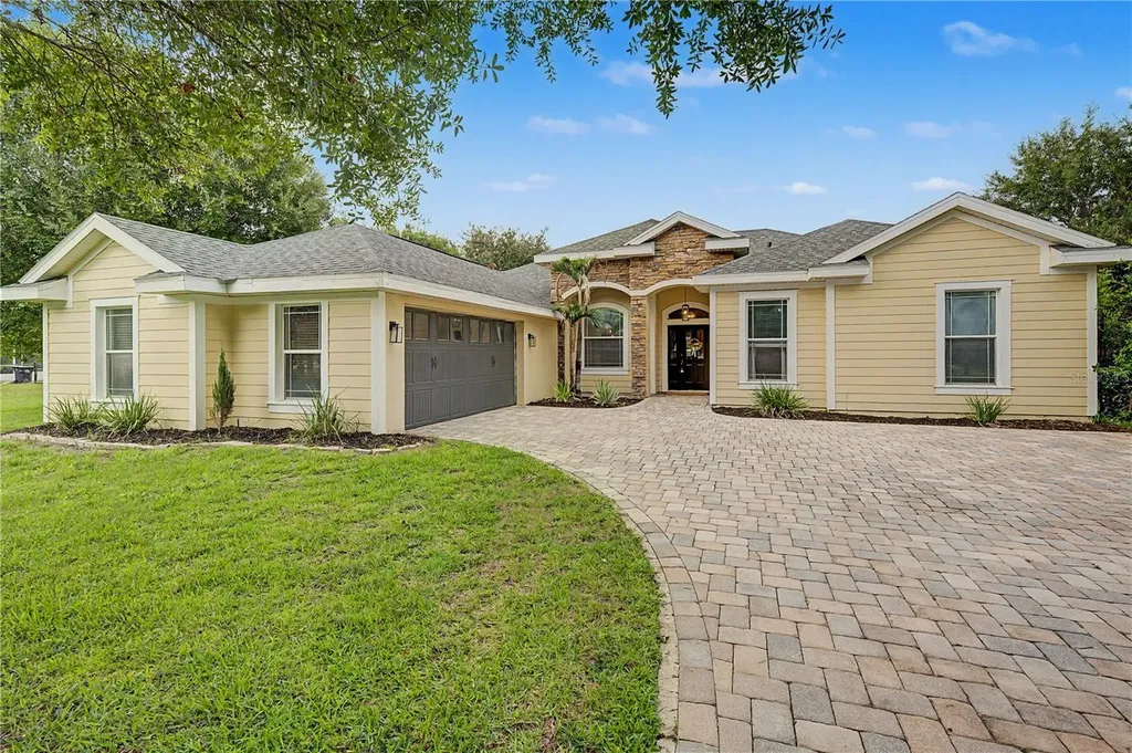 13134 Done Groven Drive Dover FL 33527