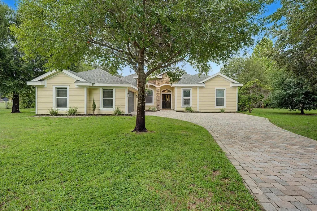 13134 Done Groven Drive Dover FL 33527