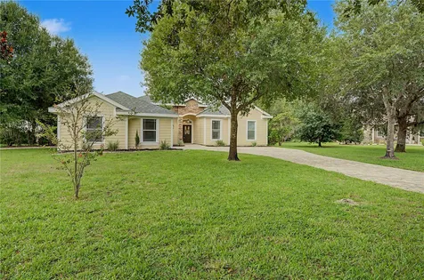 13134 Done Groven Drive Dover FL 33527