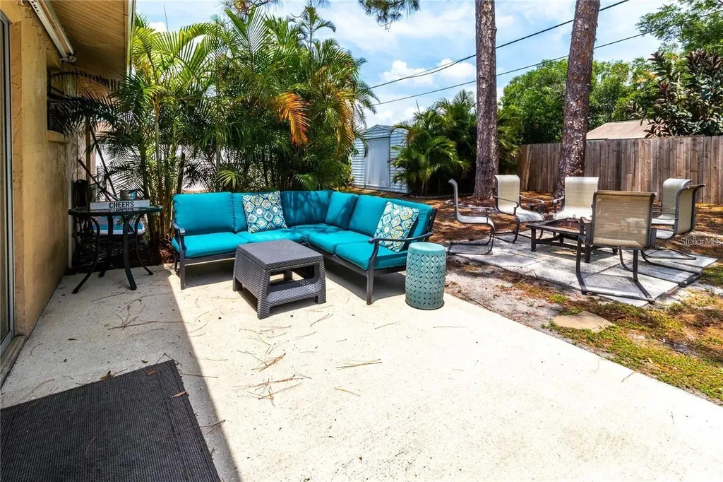 3314 Island Date Circle Sarasota FL 34232