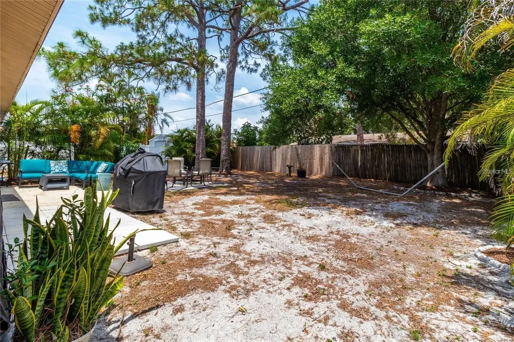 3314 Island Date Circle Sarasota FL 34232