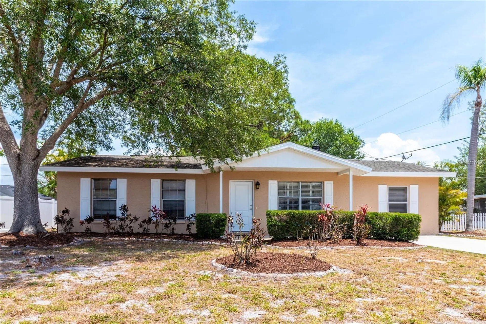 3314 Island Date Circle Sarasota FL 34232