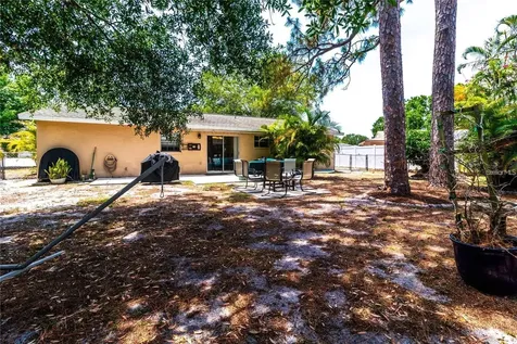3314 Island Date Circle Sarasota FL 34232