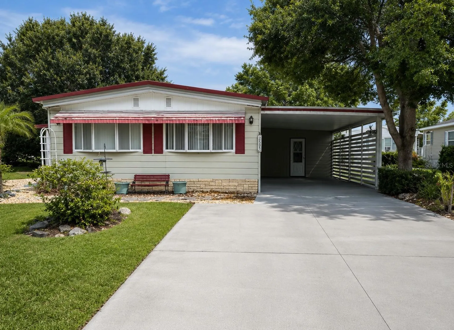 2595 Brookside Circle Mount Dora FL 32757