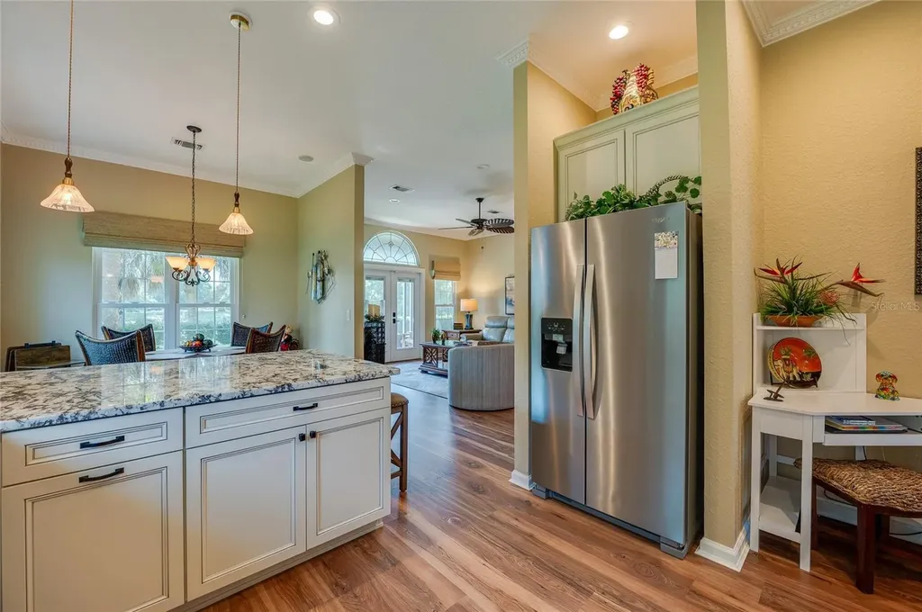 1259 Avenida De Las Casas Lady Lake FL 32159