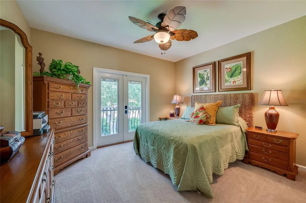 1259 Avenida De Las Casas Lady Lake FL 32159