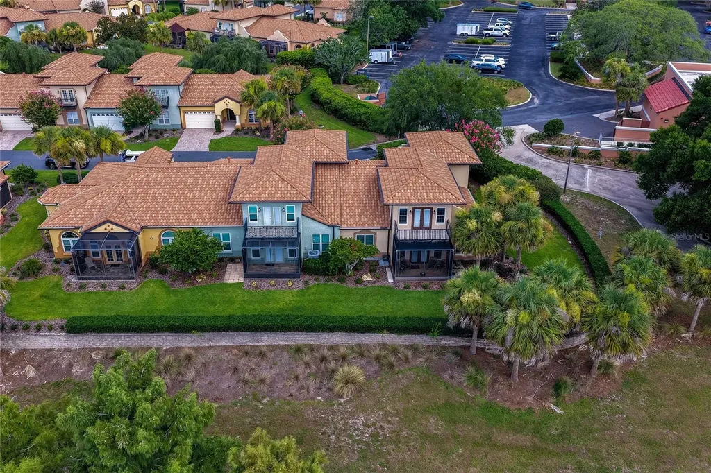 1259 Avenida De Las Casas Lady Lake FL 32159