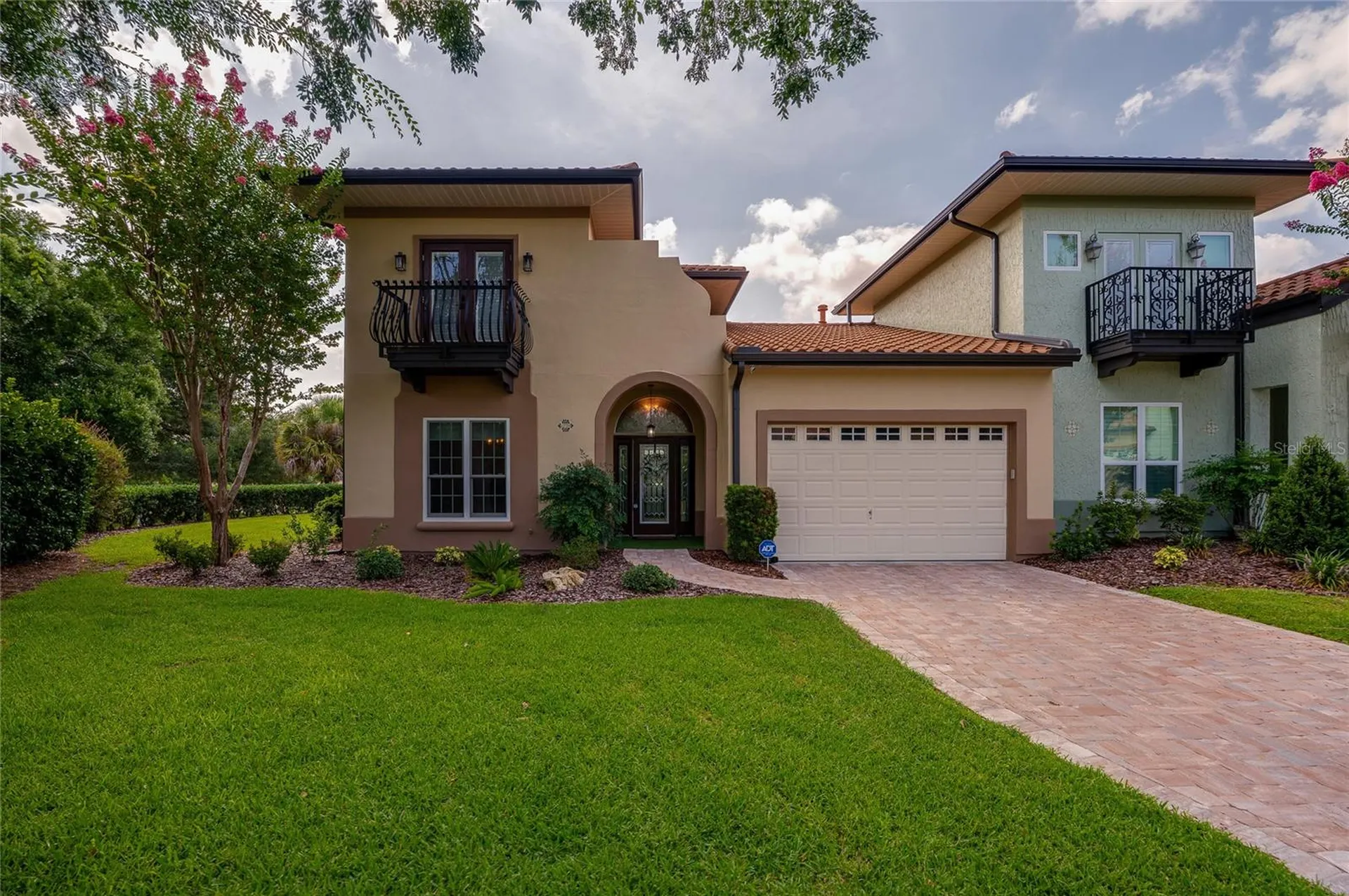 1259 Avenida De Las Casas Lady Lake FL 32159