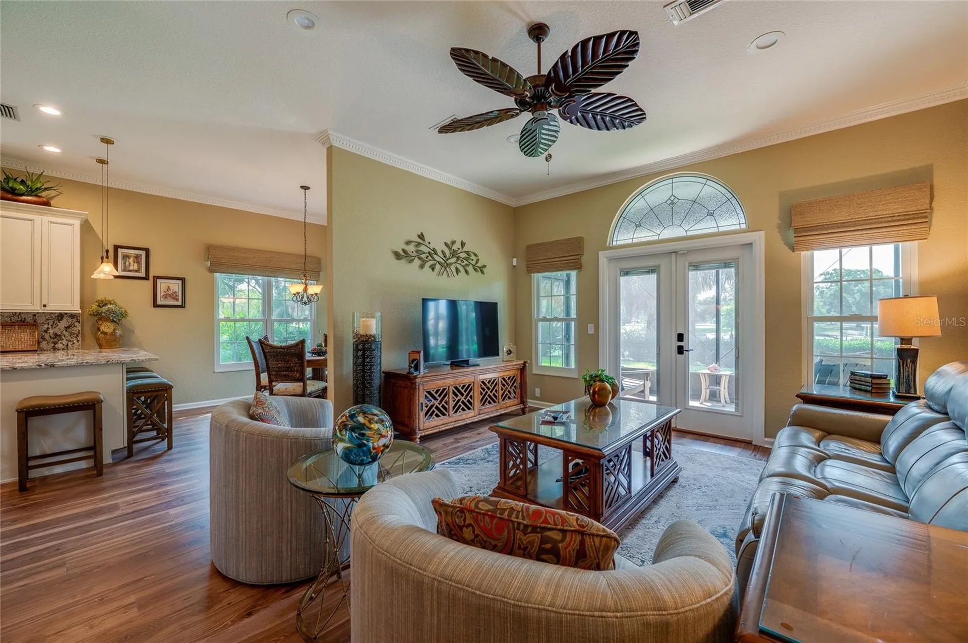 1259 Avenida De Las Casas Lady Lake FL 32159