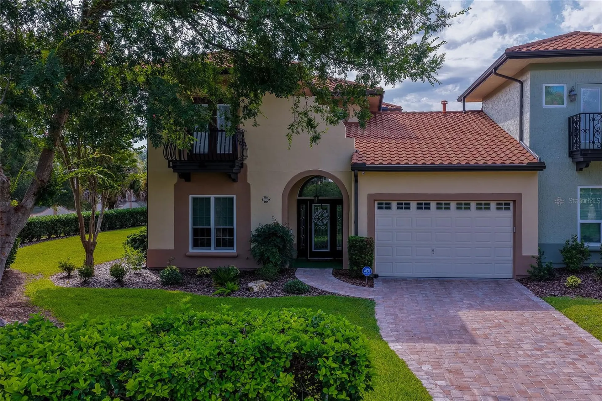 1259 Avenida De Las Casas Lady Lake FL 32159