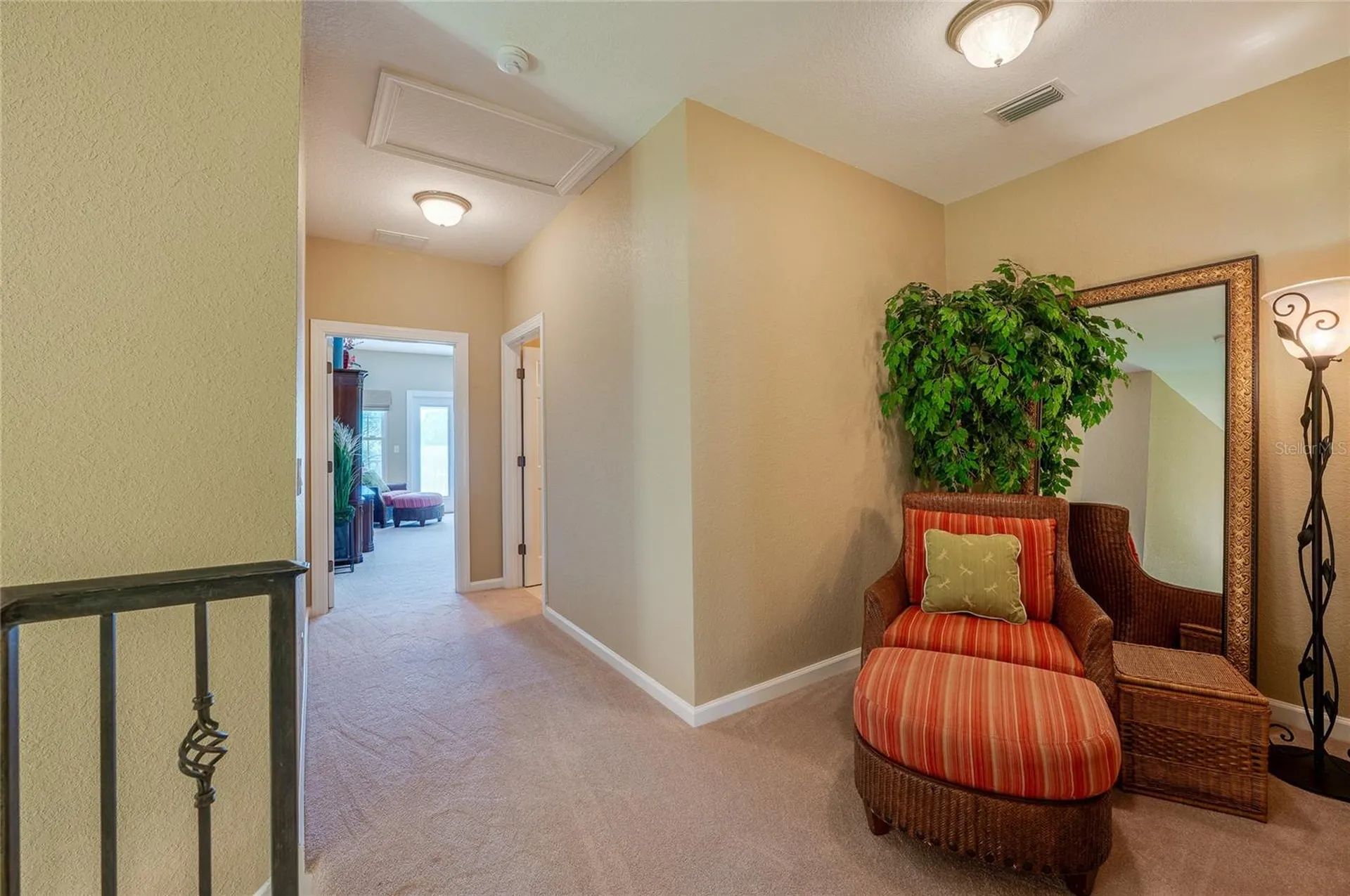 1259 Avenida De Las Casas Lady Lake FL 32159