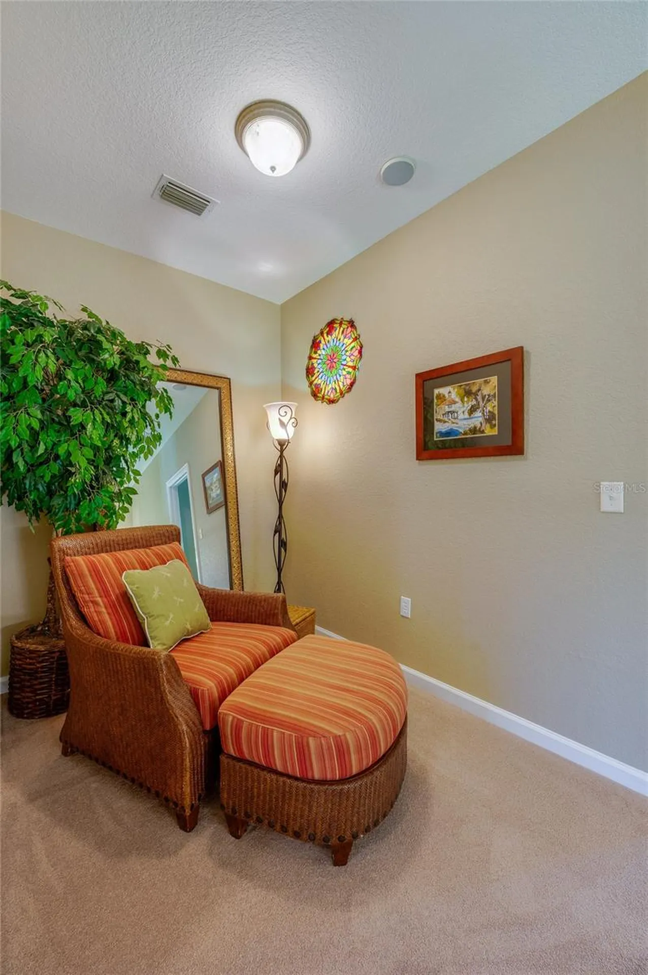 1259 Avenida De Las Casas Lady Lake FL 32159