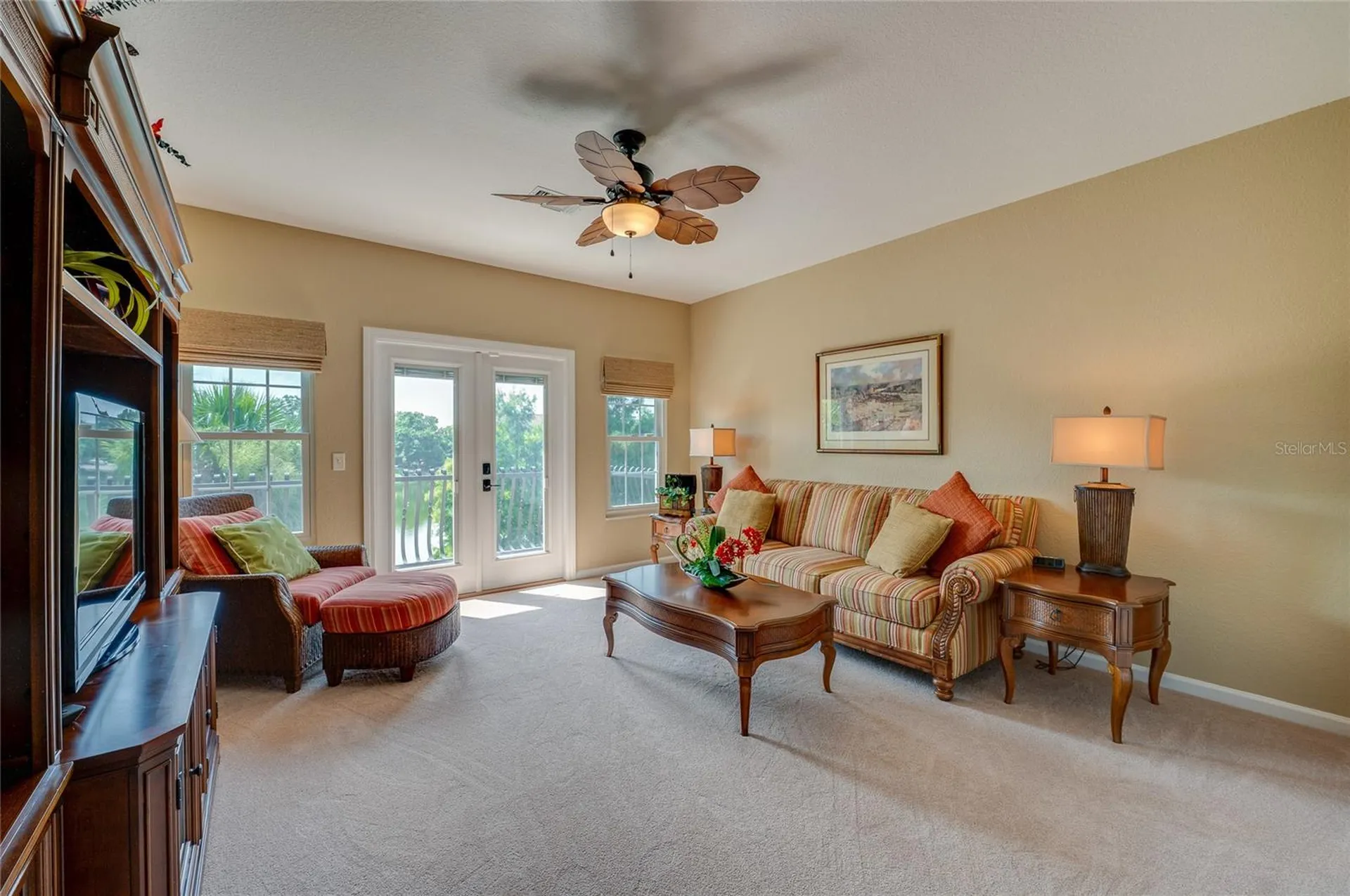 1259 Avenida De Las Casas Lady Lake FL 32159