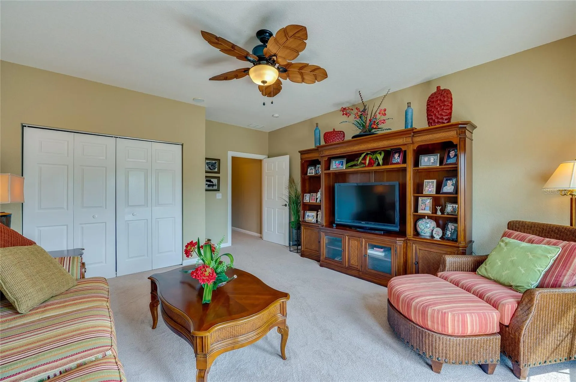 1259 Avenida De Las Casas Lady Lake FL 32159