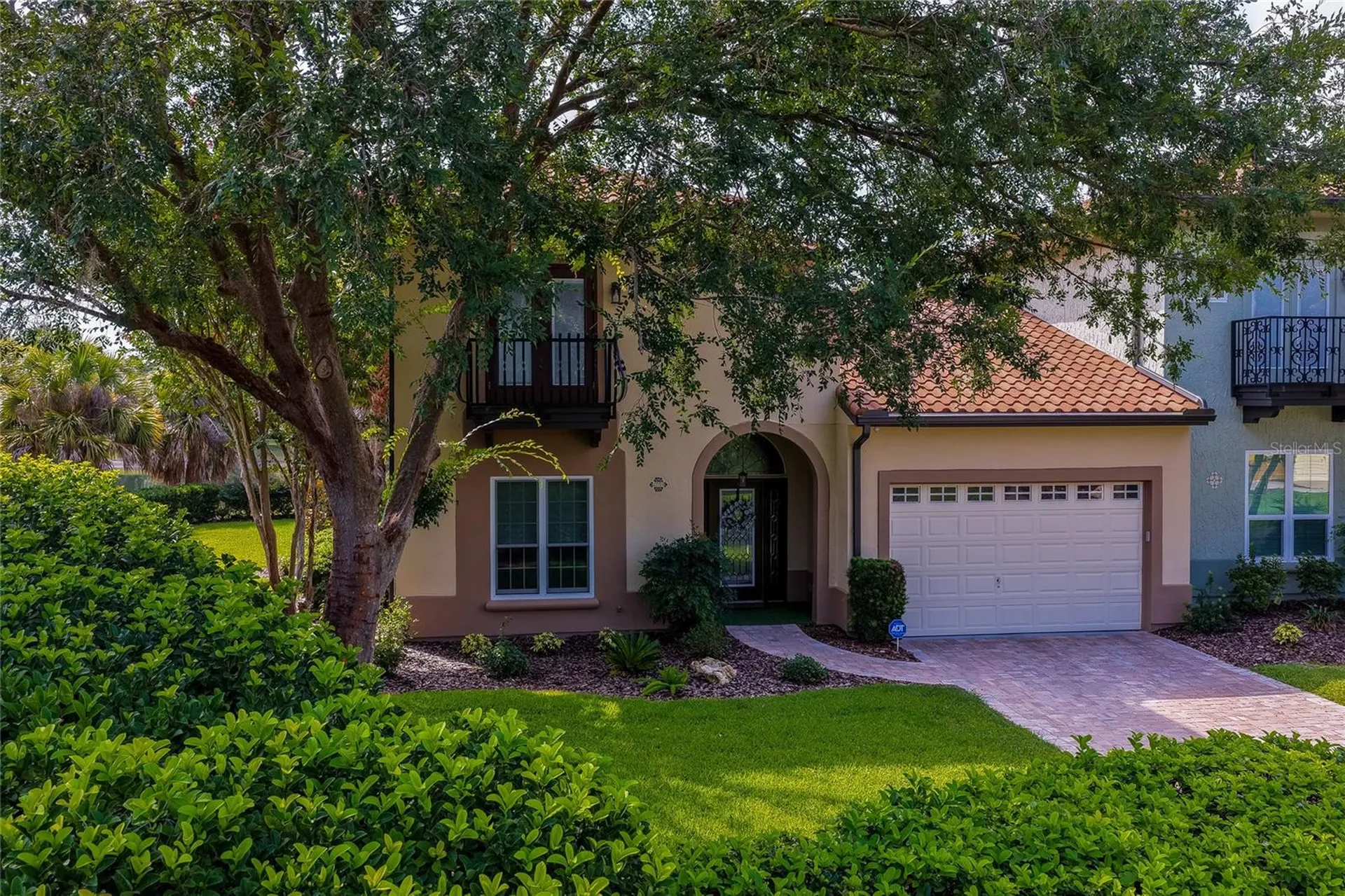 1259 Avenida De Las Casas Lady Lake FL 32159