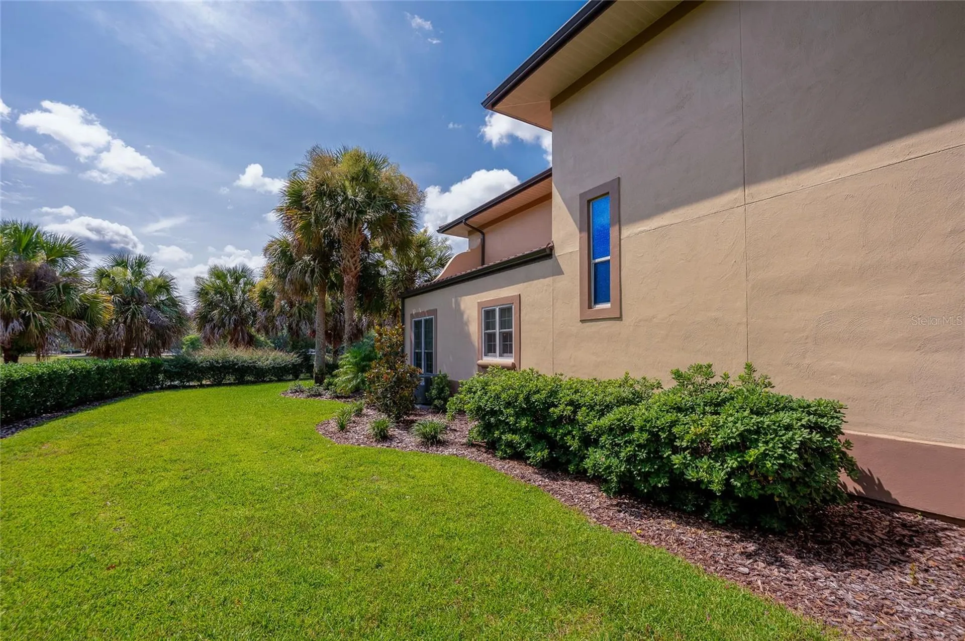 1259 Avenida De Las Casas Lady Lake FL 32159
