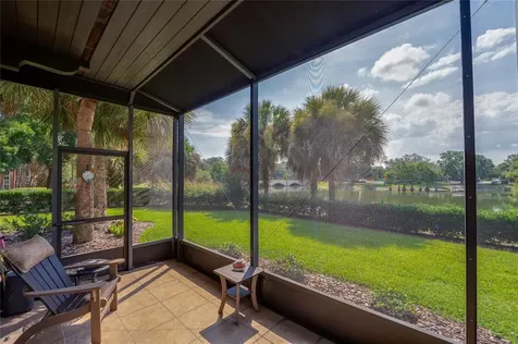 1259 Avenida De Las Casas Lady Lake FL 32159
