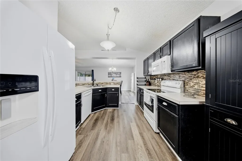 4715 Copper Canyon Boulevard Valrico FL 33594