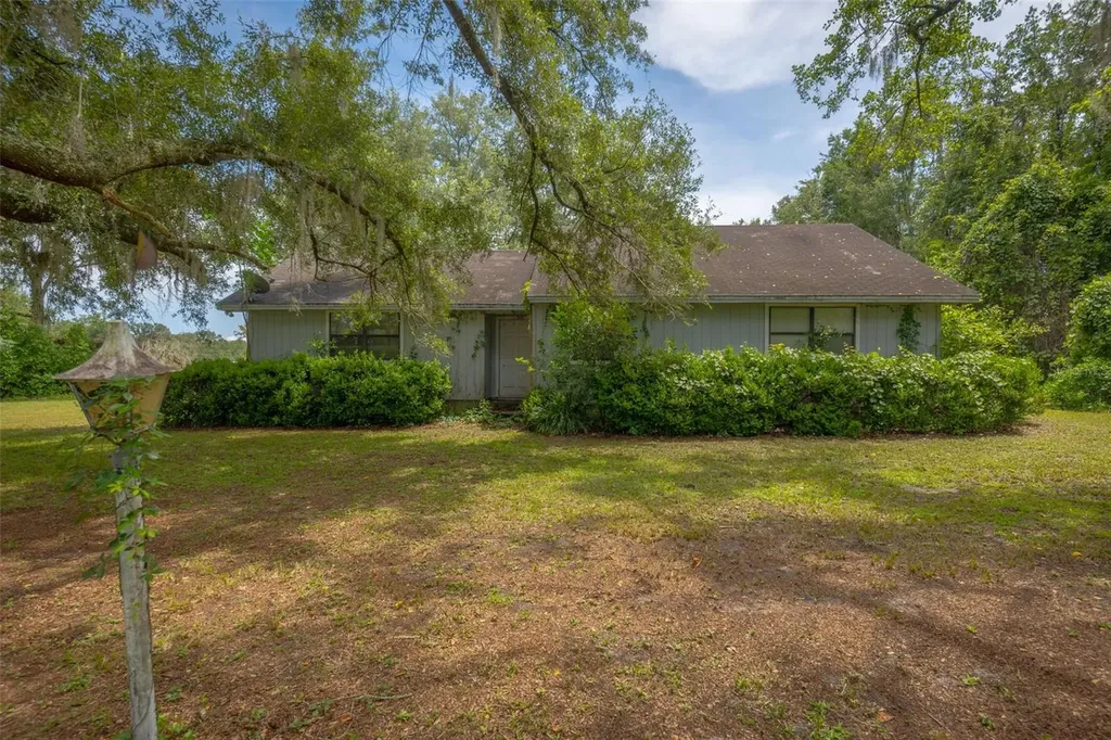 276 SW Tabernacle Glen Lake City FL 32025