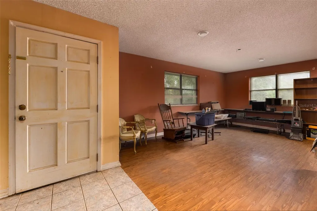 276 SW Tabernacle Glen Lake City FL 32025
